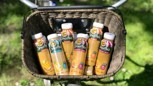 Snack in a bottle from Hello Day!
