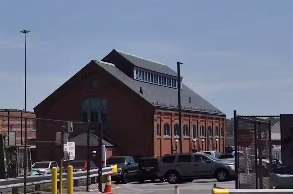 FOLLOW THE FLUSH: A TOUR OF FIELDS POINT WASTEWATER TREATMENT FACILITY