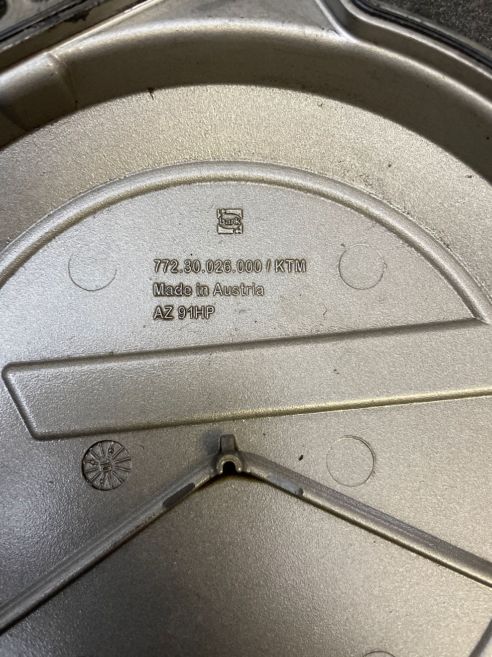 Miniatura: 7723002600015, CLUTCH COVER OUTSIDE, KTM 350 2011-2015