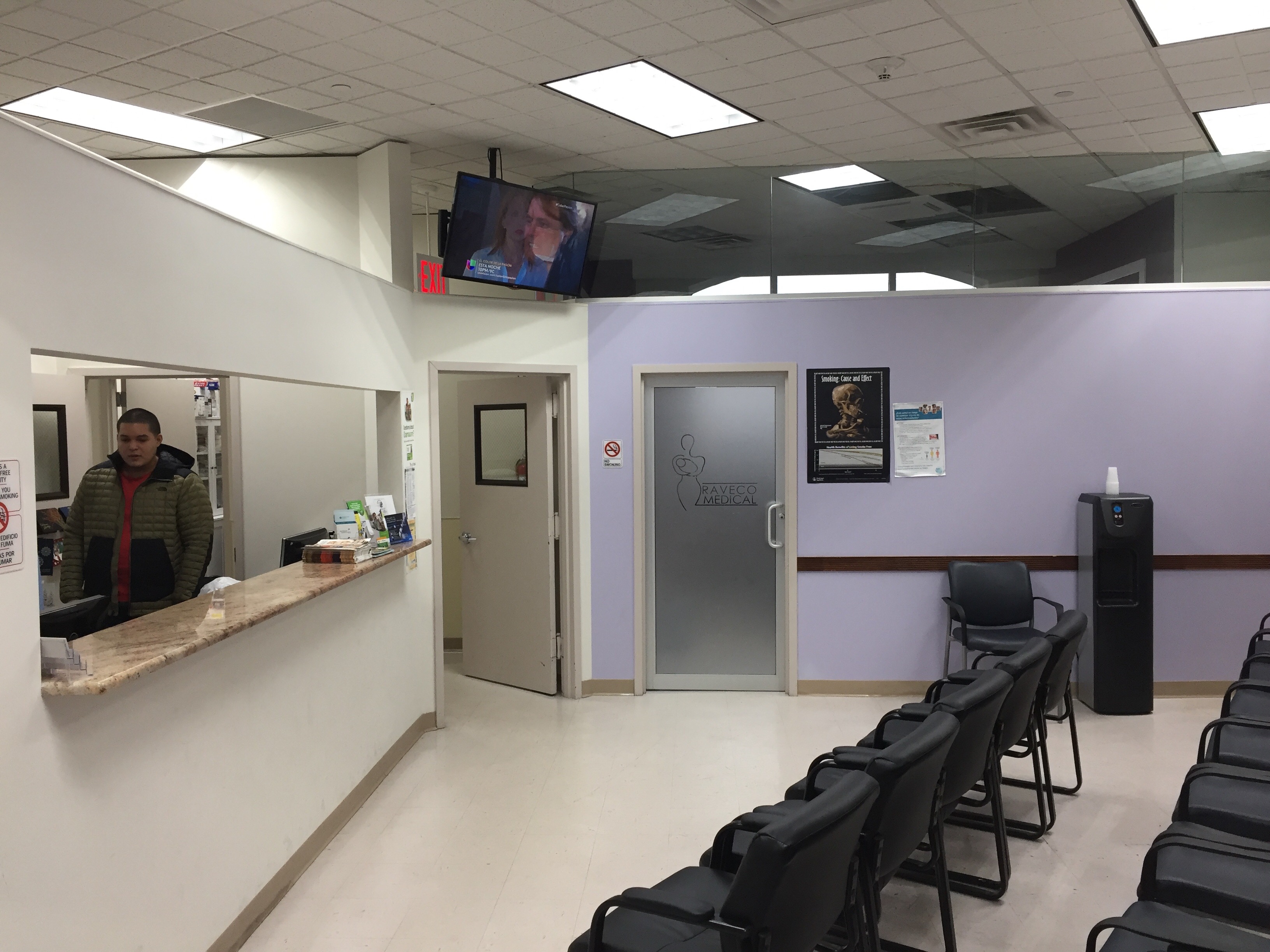 Dr. David Tenembaum Spanish Speaking Gastroenterologist in Woodside,NY