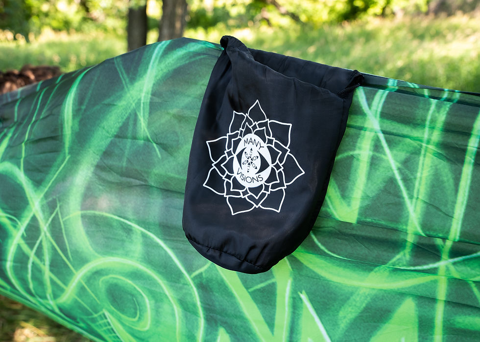 Thumbnail: "Zenith" hammock by Stephen Kruse