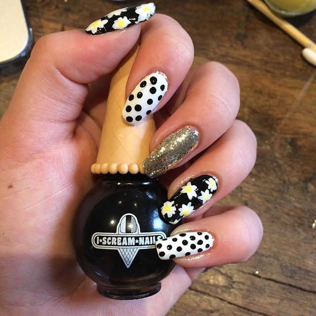 Experimental nails haha 😜