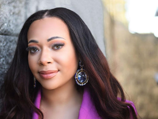 Kendra Hall is Droppin' Jewelz