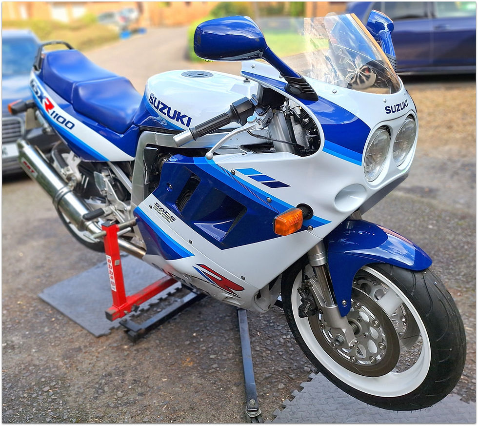 Thumbnail: SOLD - 1990 Suzuki GSX-R1100 "Slingshot"