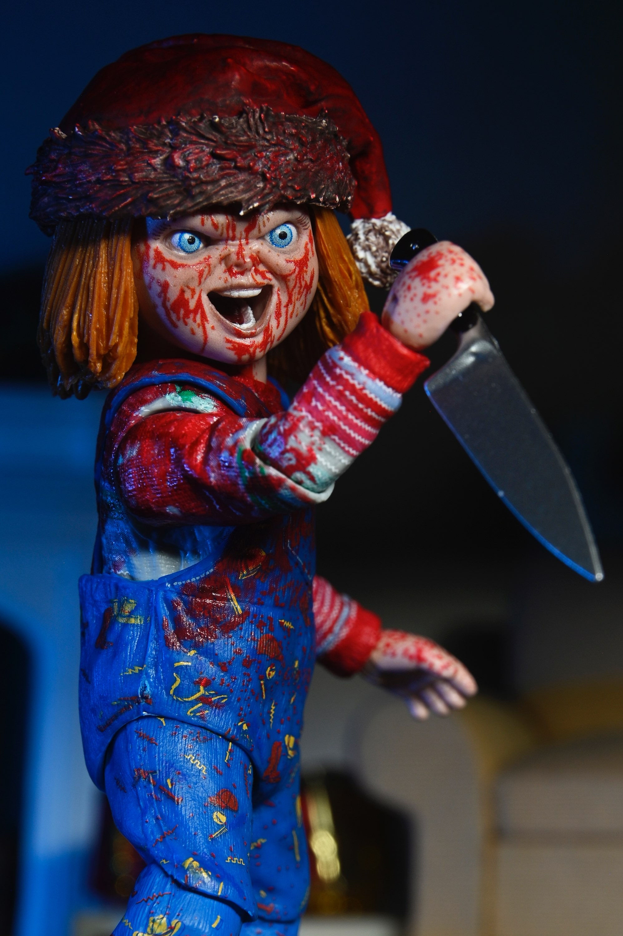 NECA Chucky (TV Series) – Ultimate Holiday Chucky 7" Scale Action Figure
