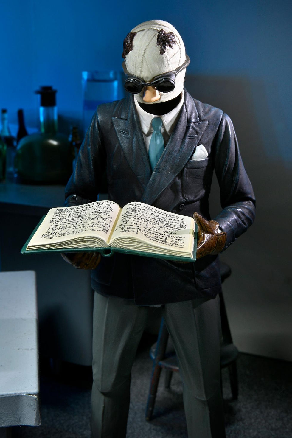 Thumbnail: NECA Universal Monsters – Ultimate Invisible Man 7" Scale Action Figure