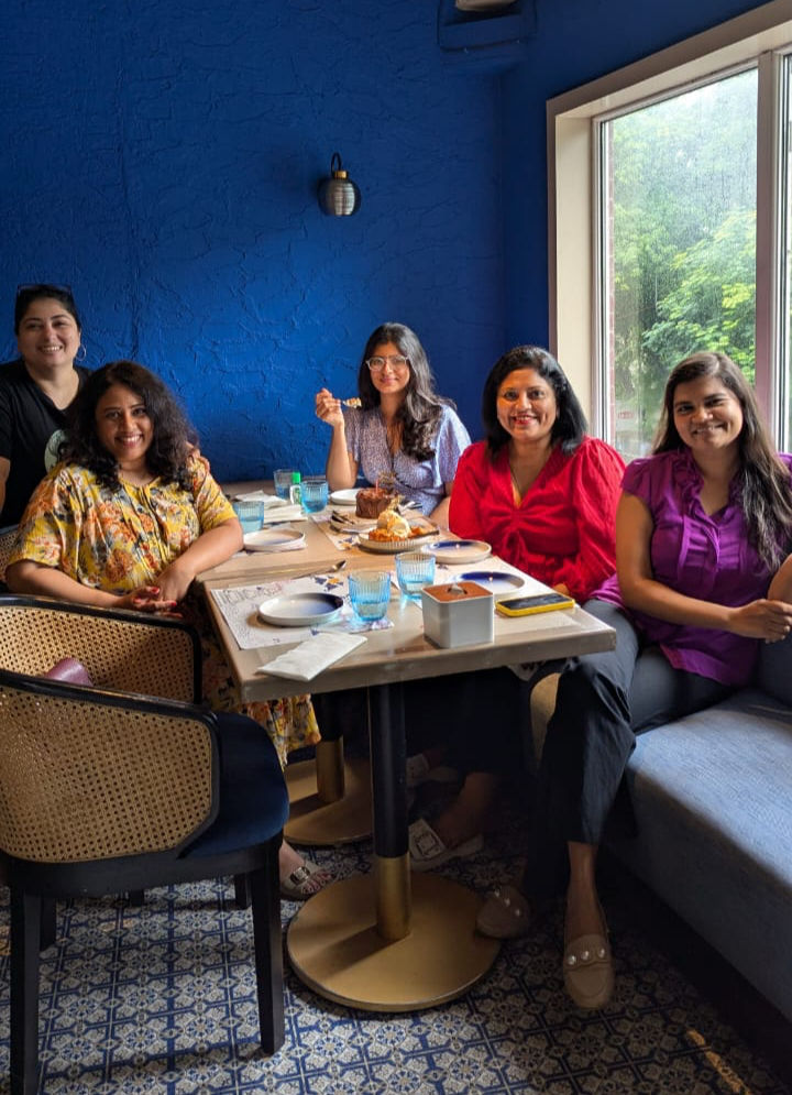 Happy faces after this hearty meal :)