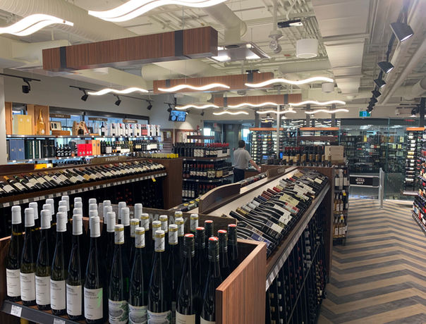 Co-op World of Wine -
Burch Construction