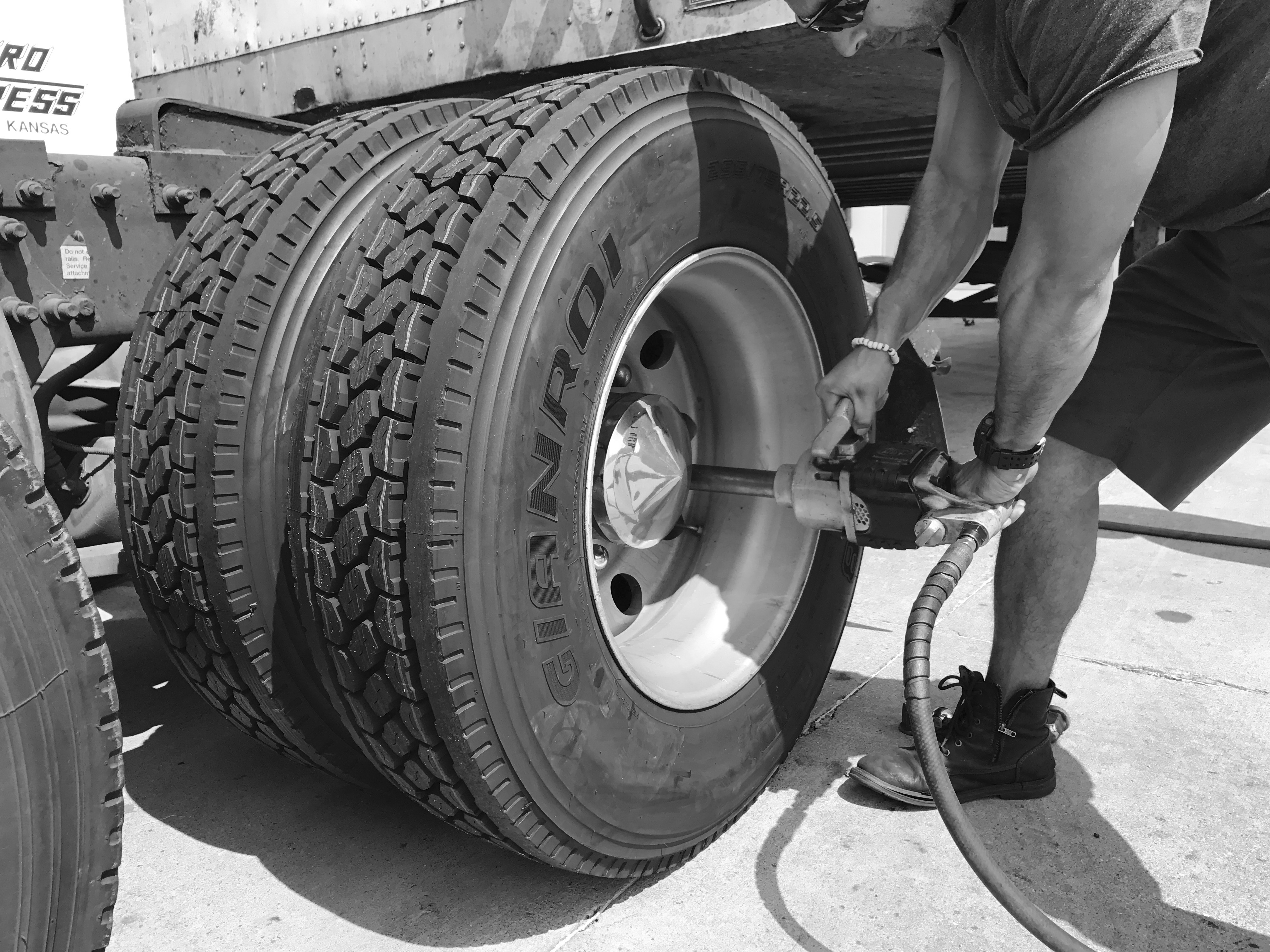 tire trax springdale