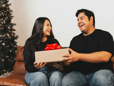Unique Heartwarming Personalized Gift Ideas for New Parents