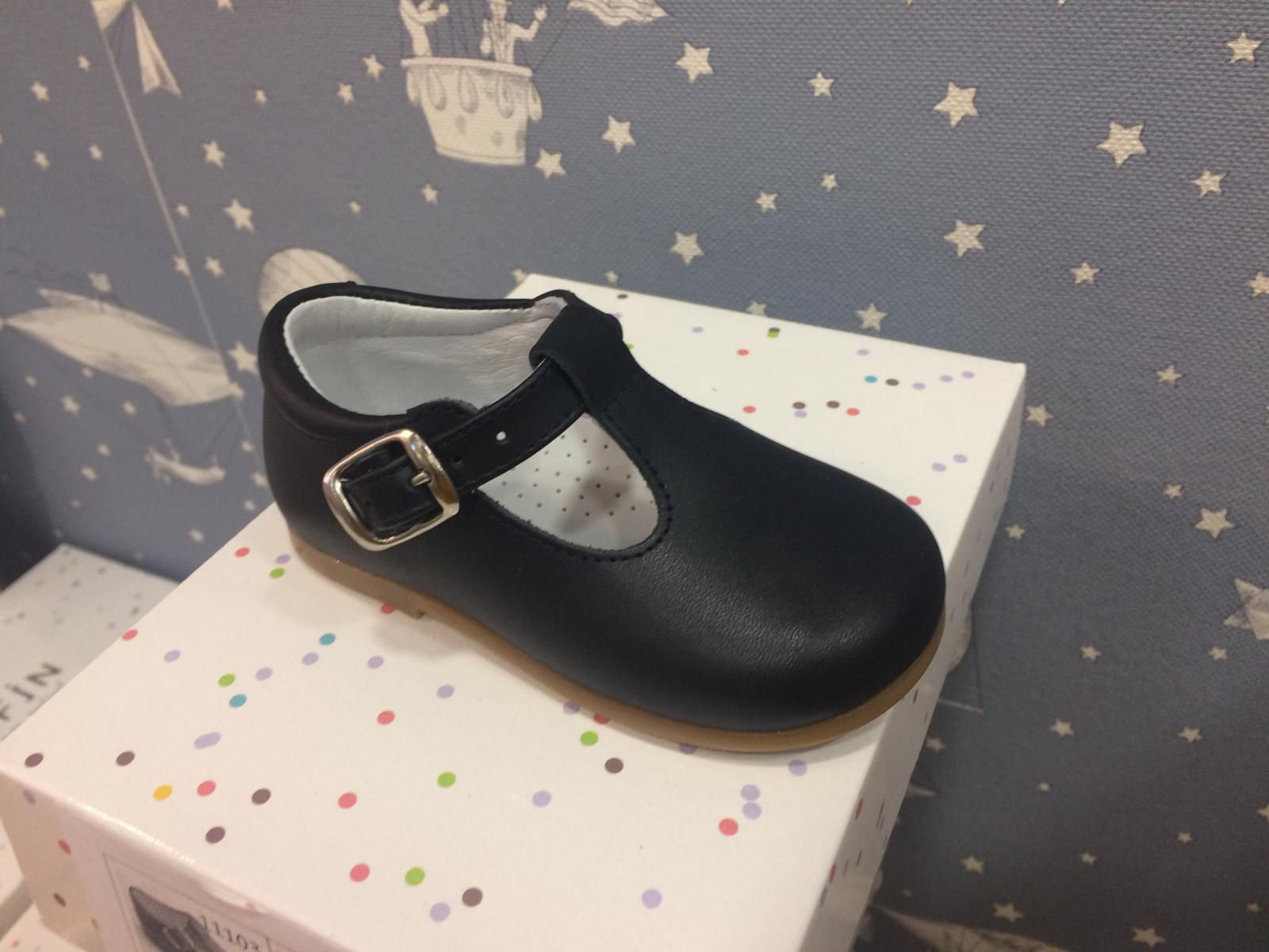 Zapato en marino modelo" pepito"