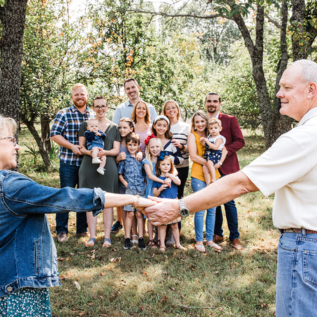 Extended Family Session in Washington, Missouri