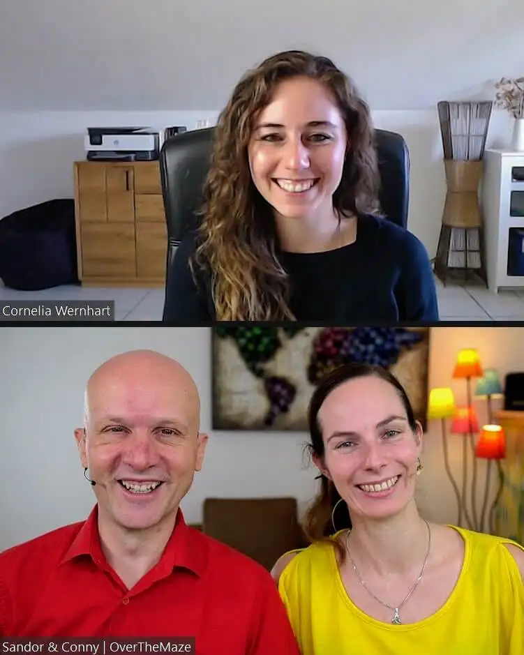 Conny, Sandor und Cornelia lachen in die Kamera