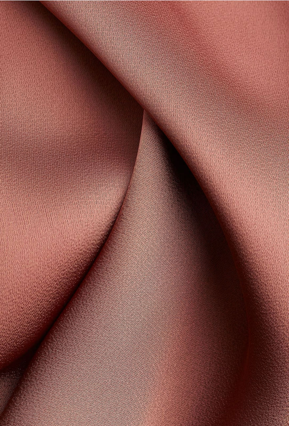 Thumbnail: атласная макси-юбка