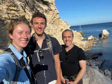 Hiking to the Calanque de Sugiton