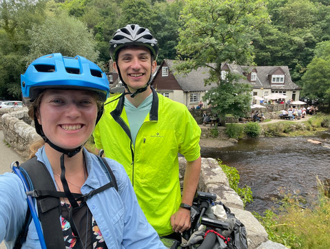 Cycling to Fingle Bridge