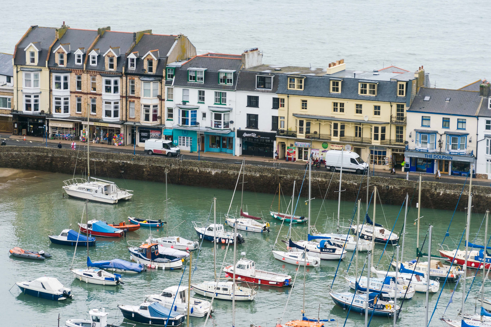 Coastal day hikes near Exeter: Ilfracombe