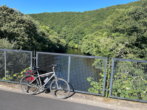 Traffic-free cycle routes near Exeter