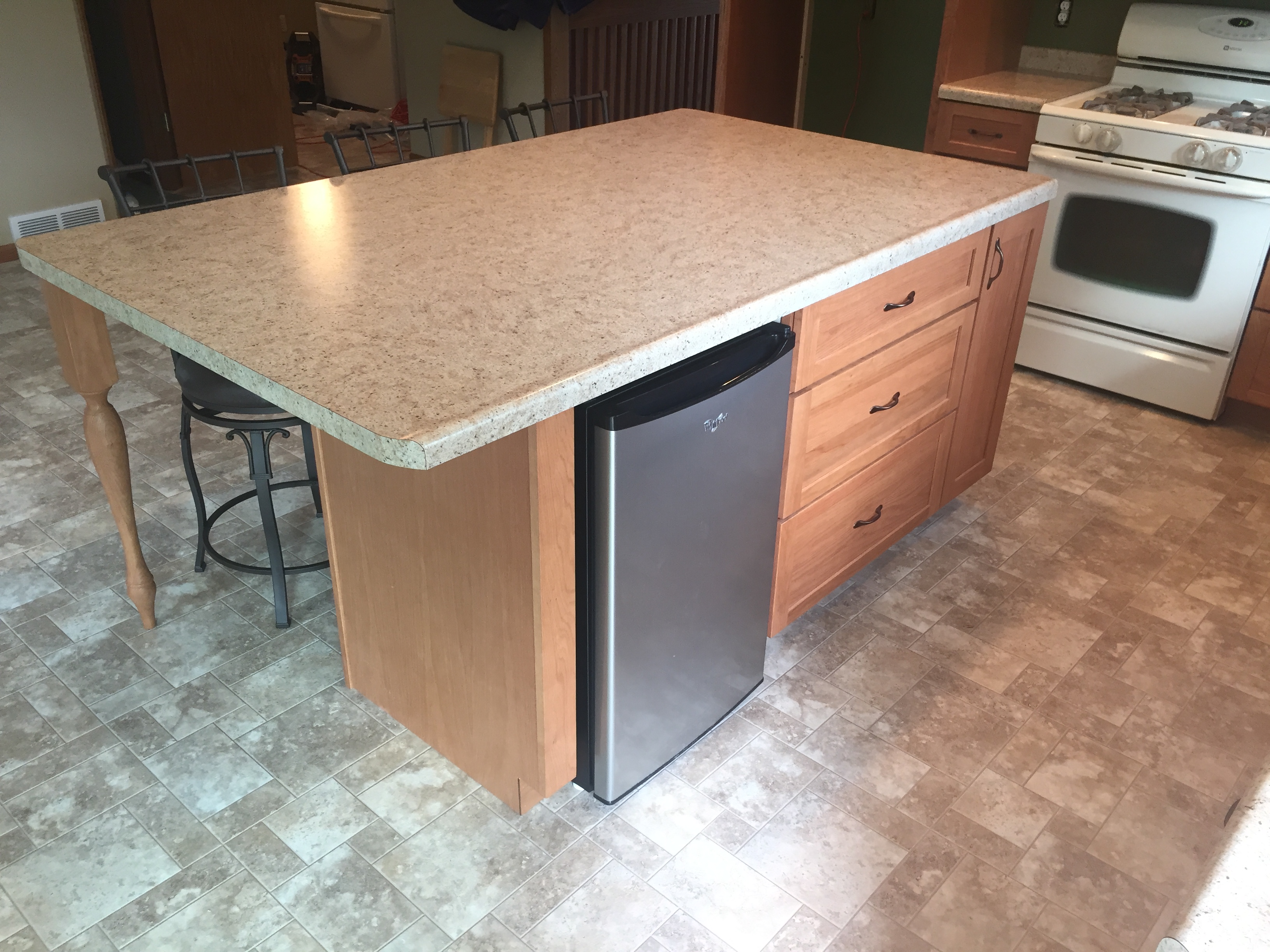 Wausau Kitchen Remodel Oak Cabinets Laminate Countertops