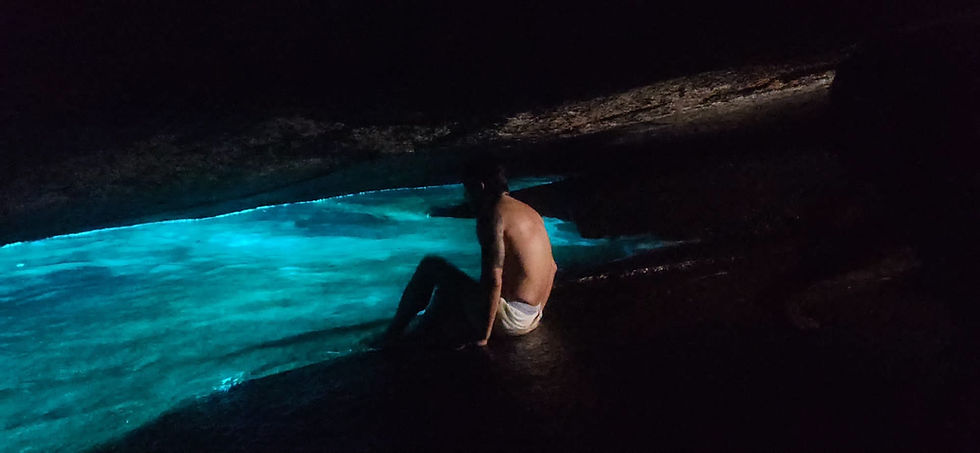 Acaia cave tour - Ilha Grande