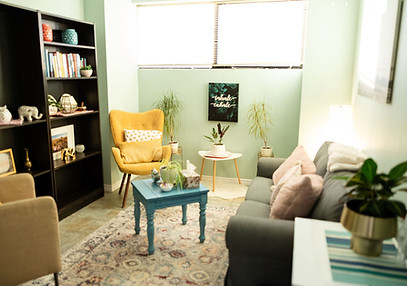 calgary nw therapist office
