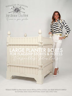 Jardinier du Roi versailles planter size 90cm in cream color chateau de chantilly