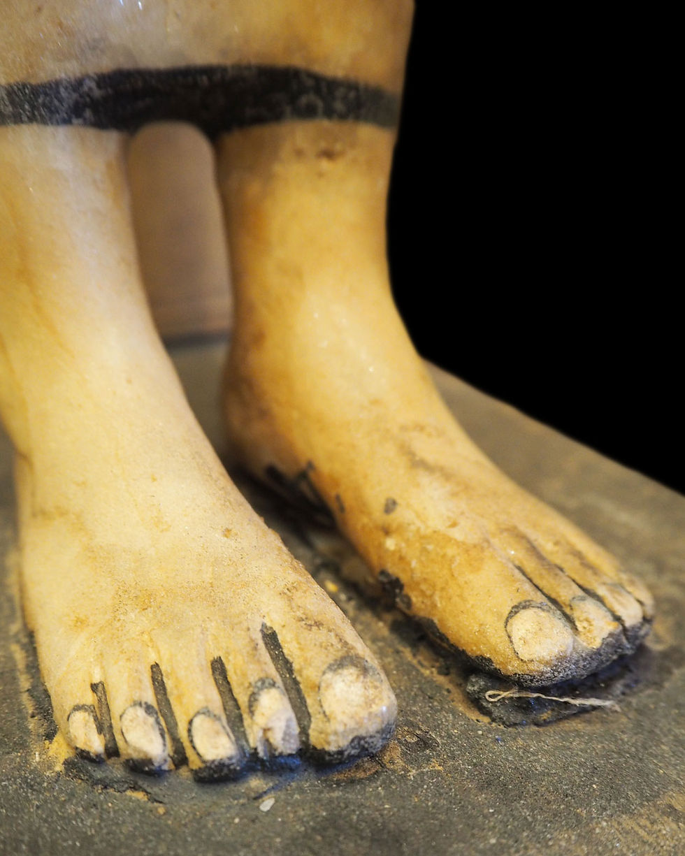 Thumbnail: Seated statue depicting the goddess Isis