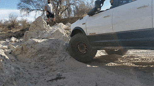 ezgif.com-gif-maker (1).gif