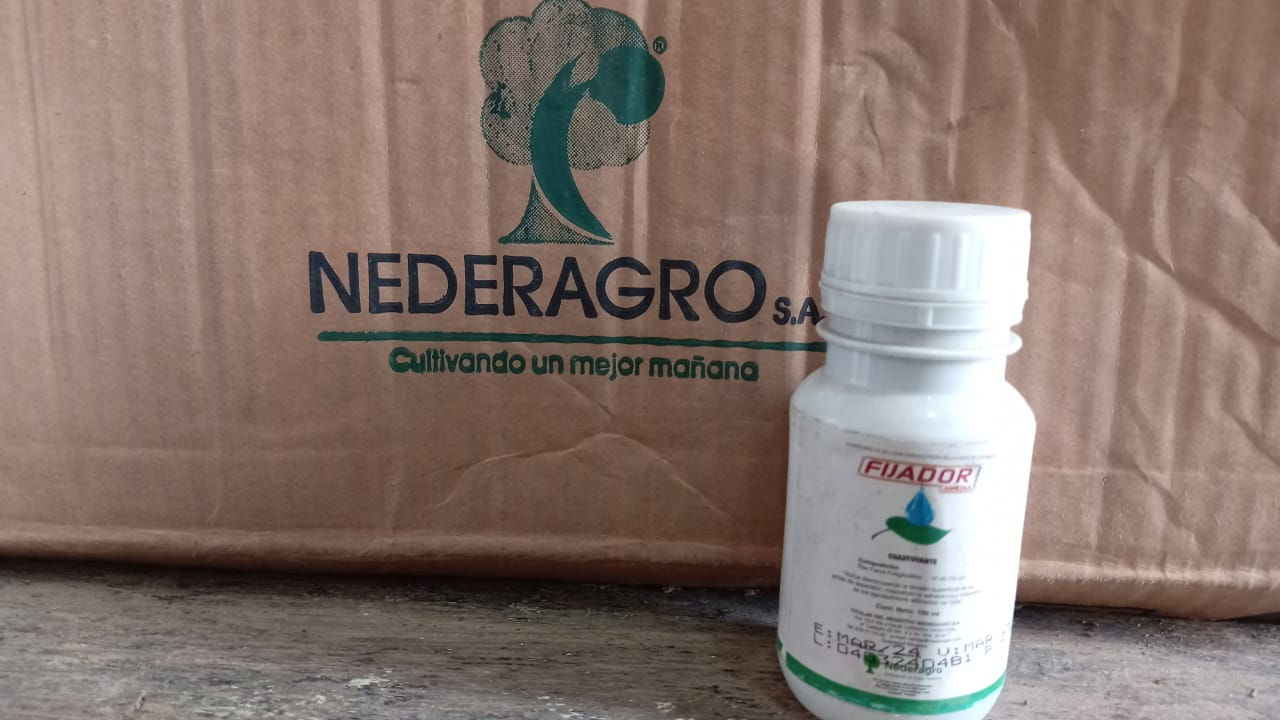 FIJADOR AGRICOLA de 100cc