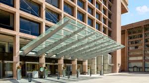 Hilton Entrance.jpg