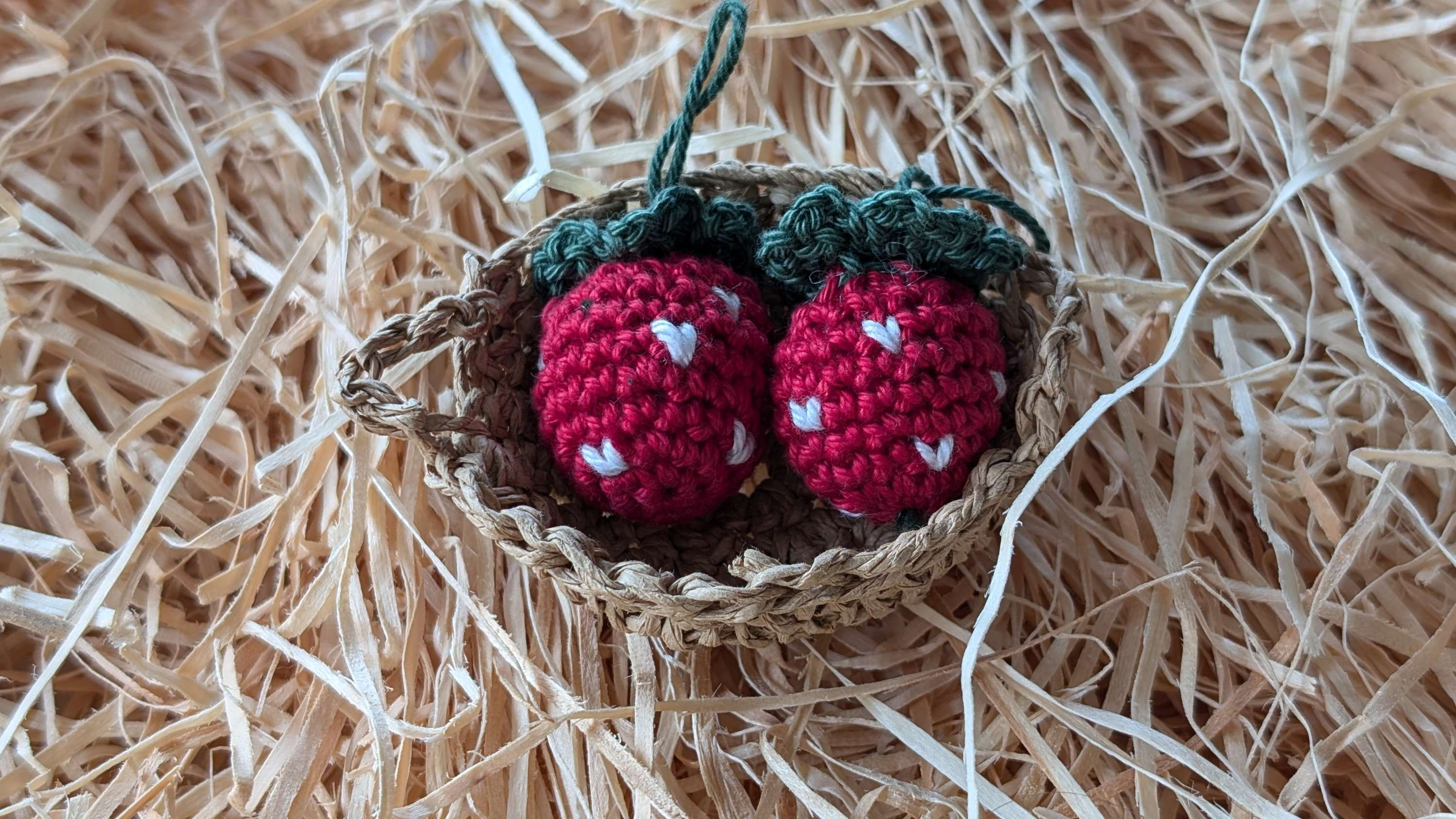 Erdbeeren im Körbchen 