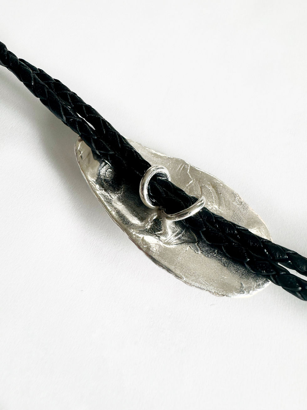 Thumbnail: Oyster Shell Bolo Tie