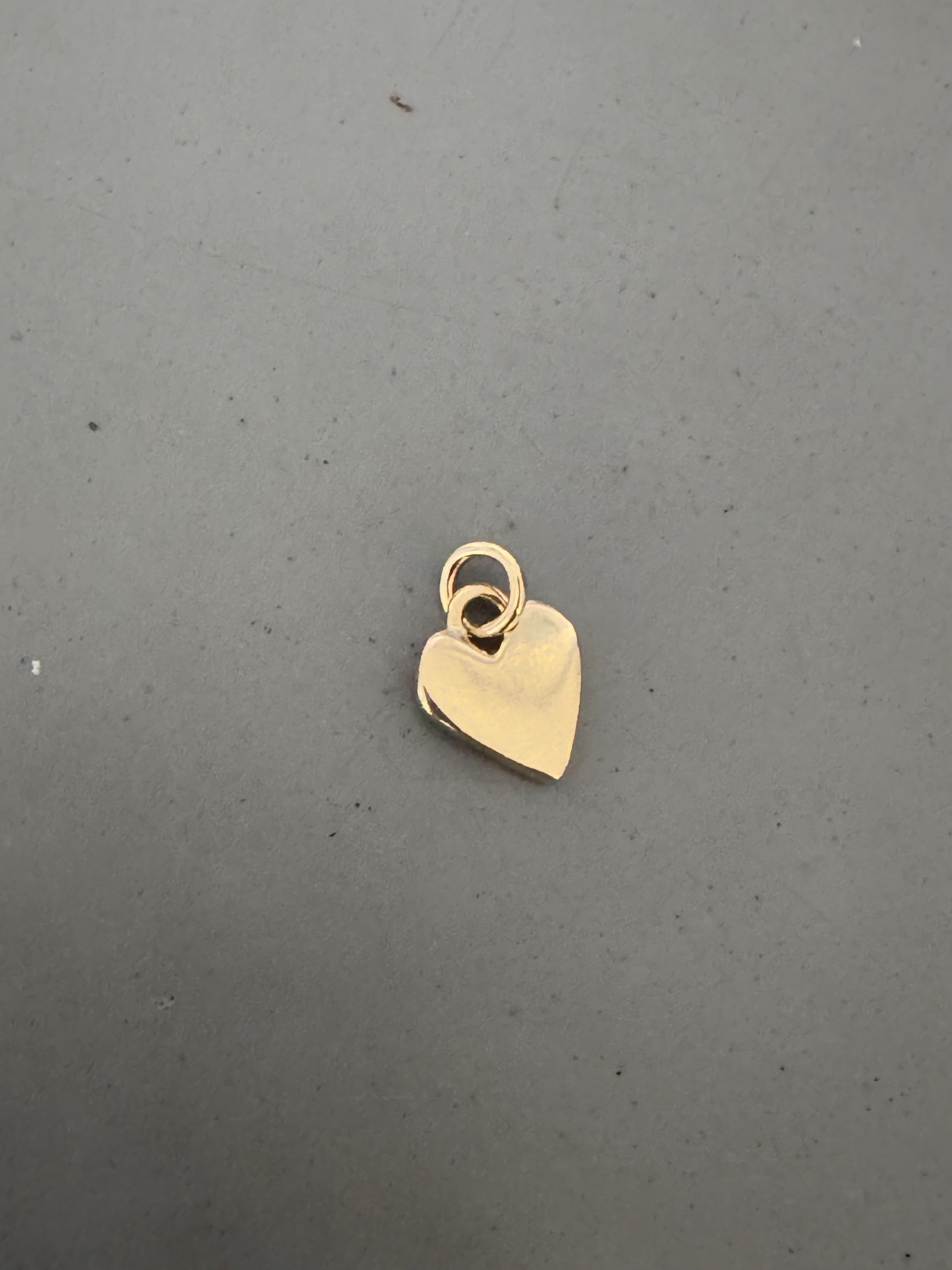 Imperfect Heart in 18K~Teeny Tiny 3