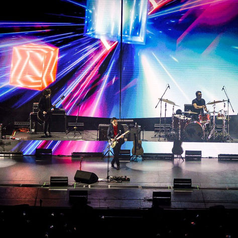 La noche épica de Los Bunkers: un sold out lleno de pasión y energÃa en el Colosio de Reforma