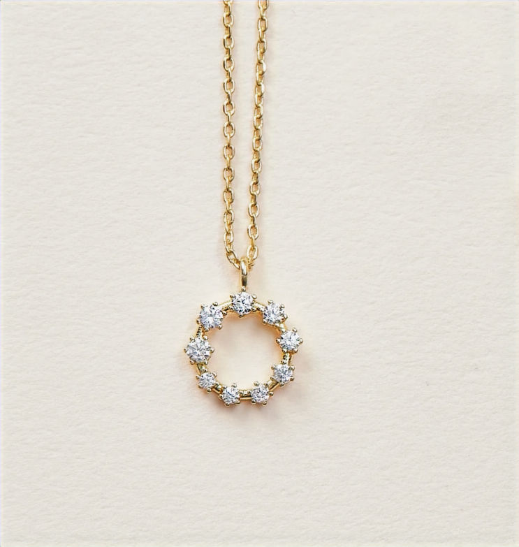 Gold chain necklace with cz modern details