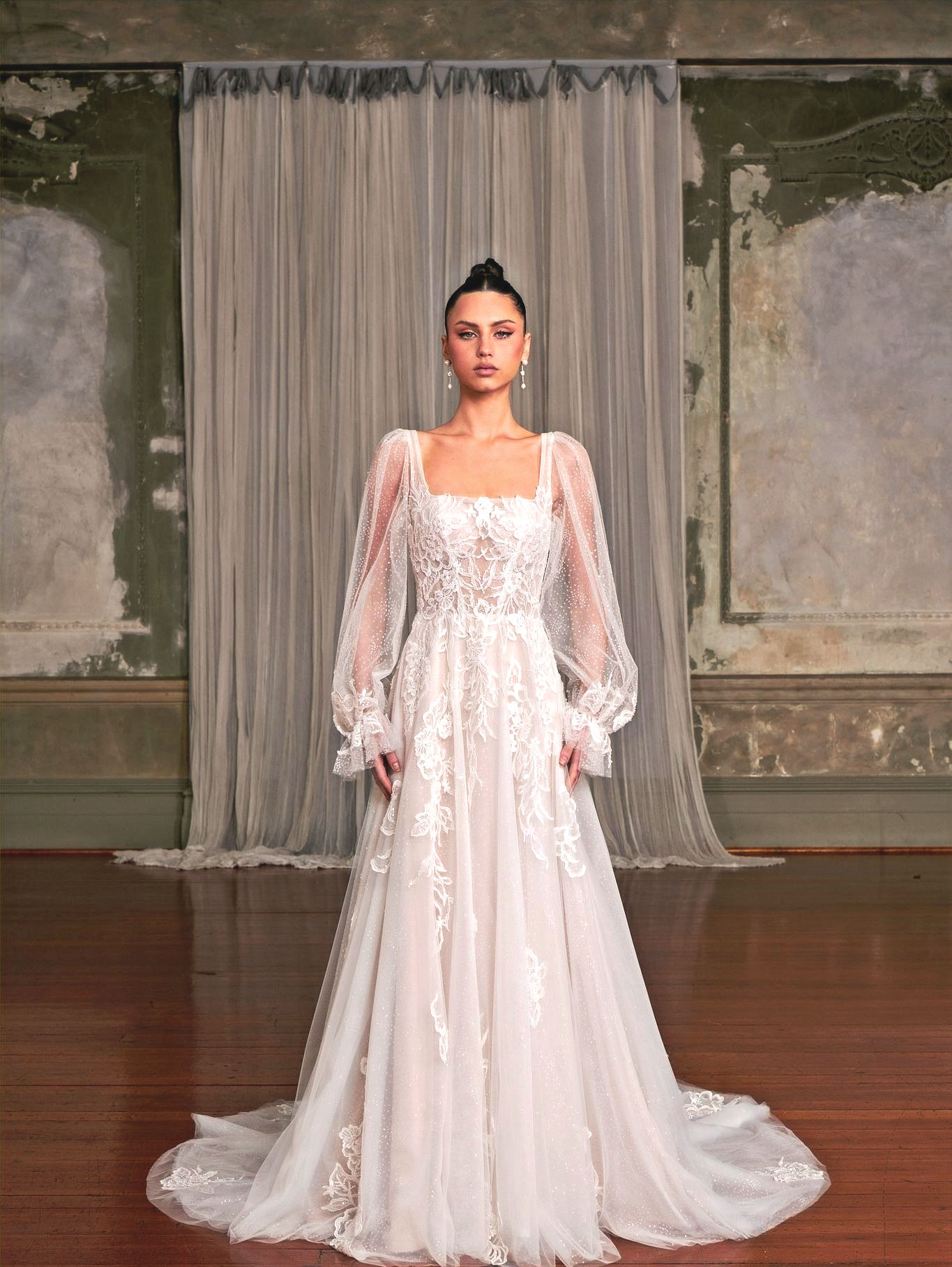 Sera - EY514 Evie Young