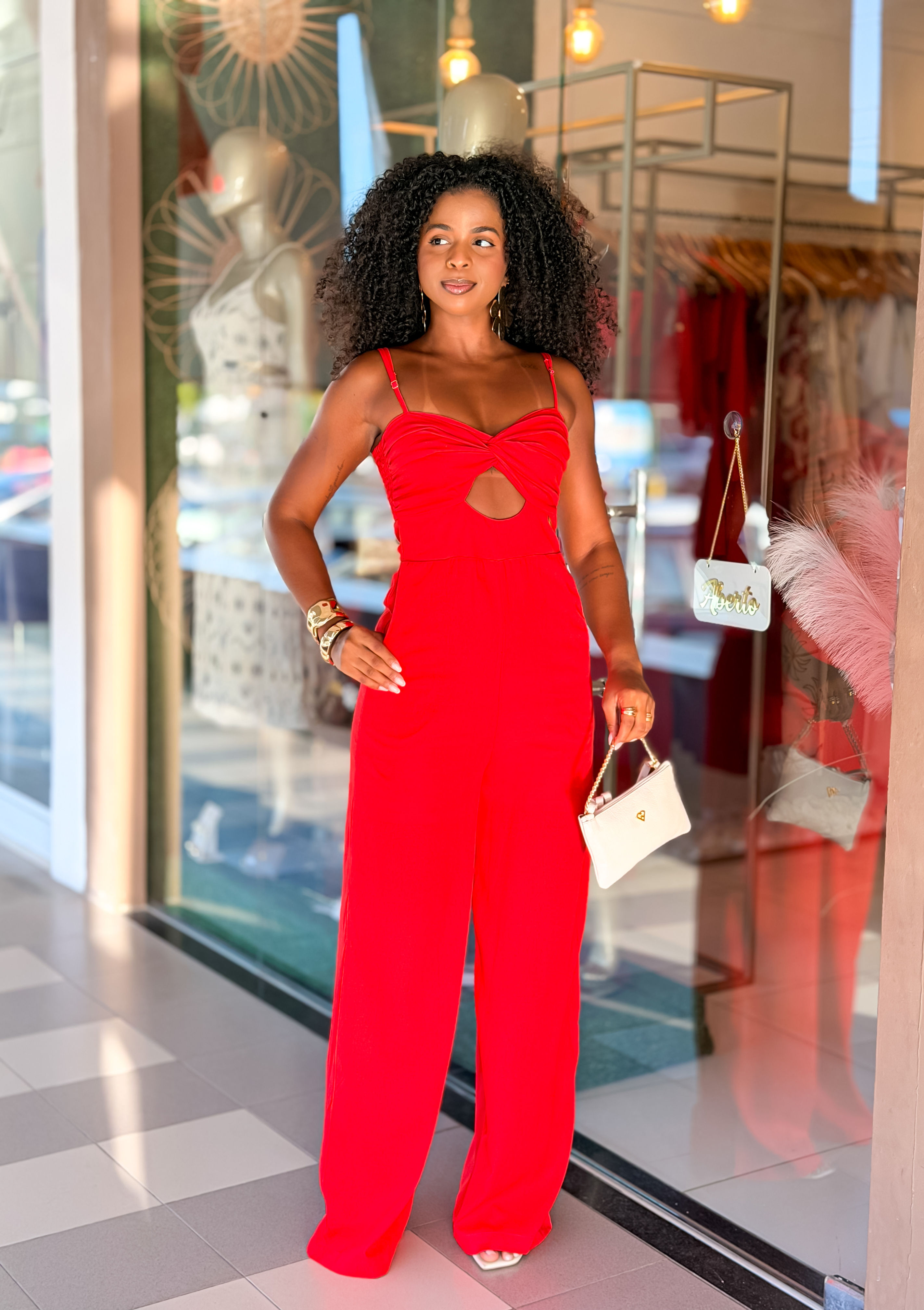 Macacão Lastex Nas Costas e Amarração 