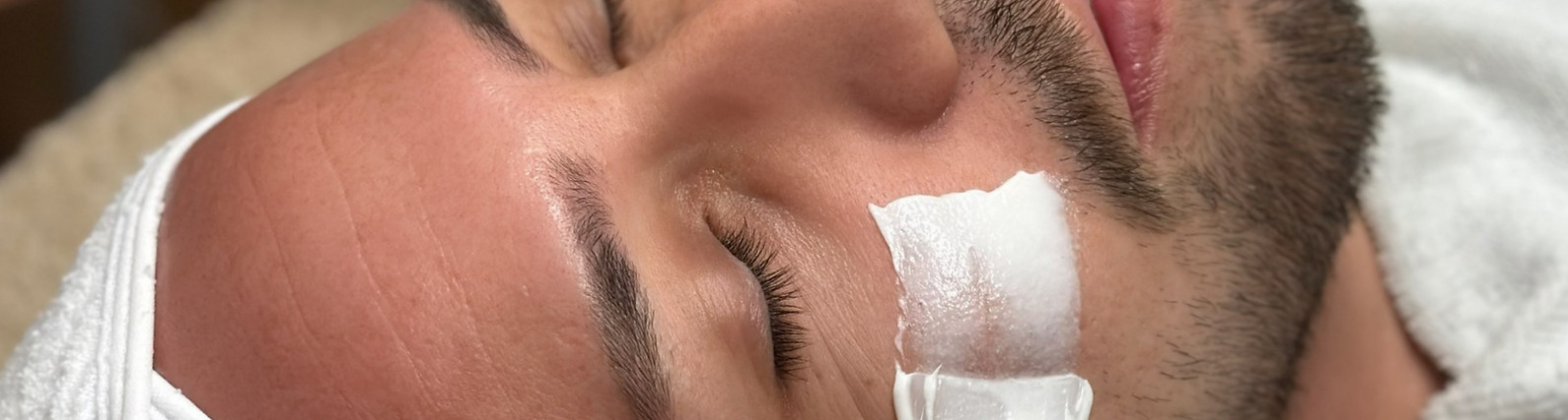 Kosmetik (36)_edited.jpg