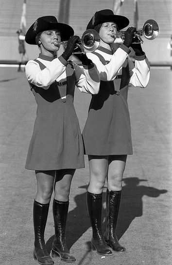 1976 Duet Monica Wardle (Ernst) and Pam Hamilton