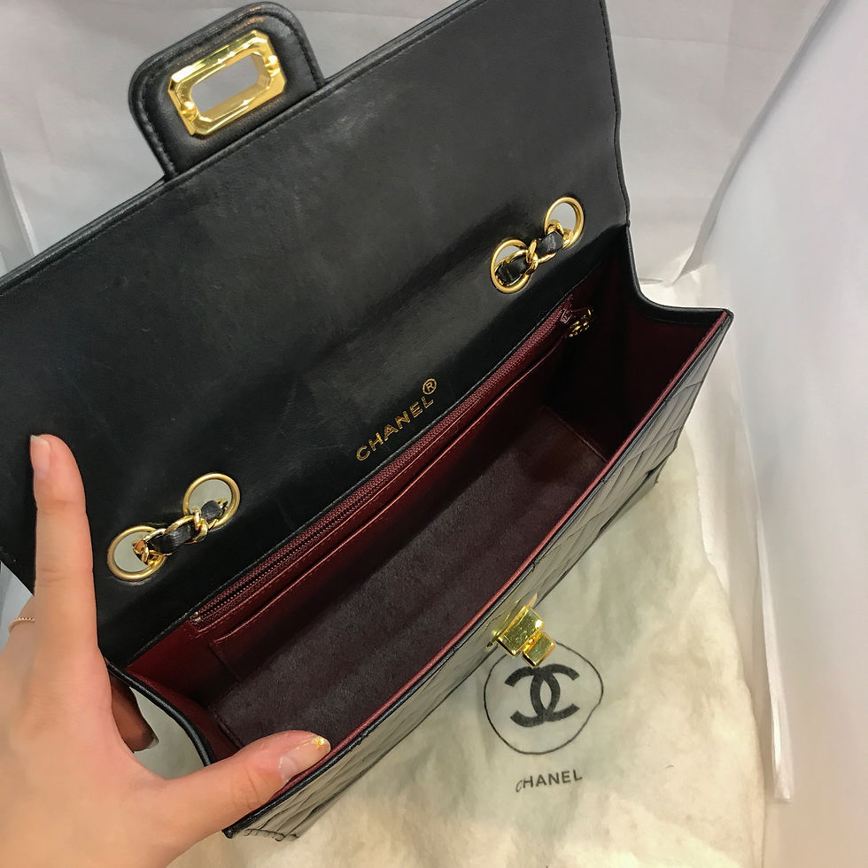 Thumbnail: CHANEL　Wチェーンショルダーバッグ