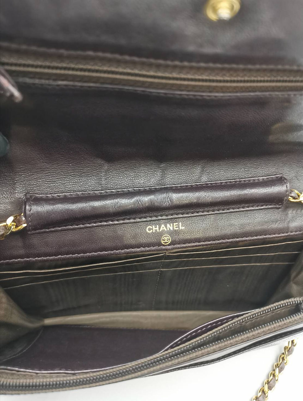 Thumbnail: CHANEL  チェーンウォレット ボルドー