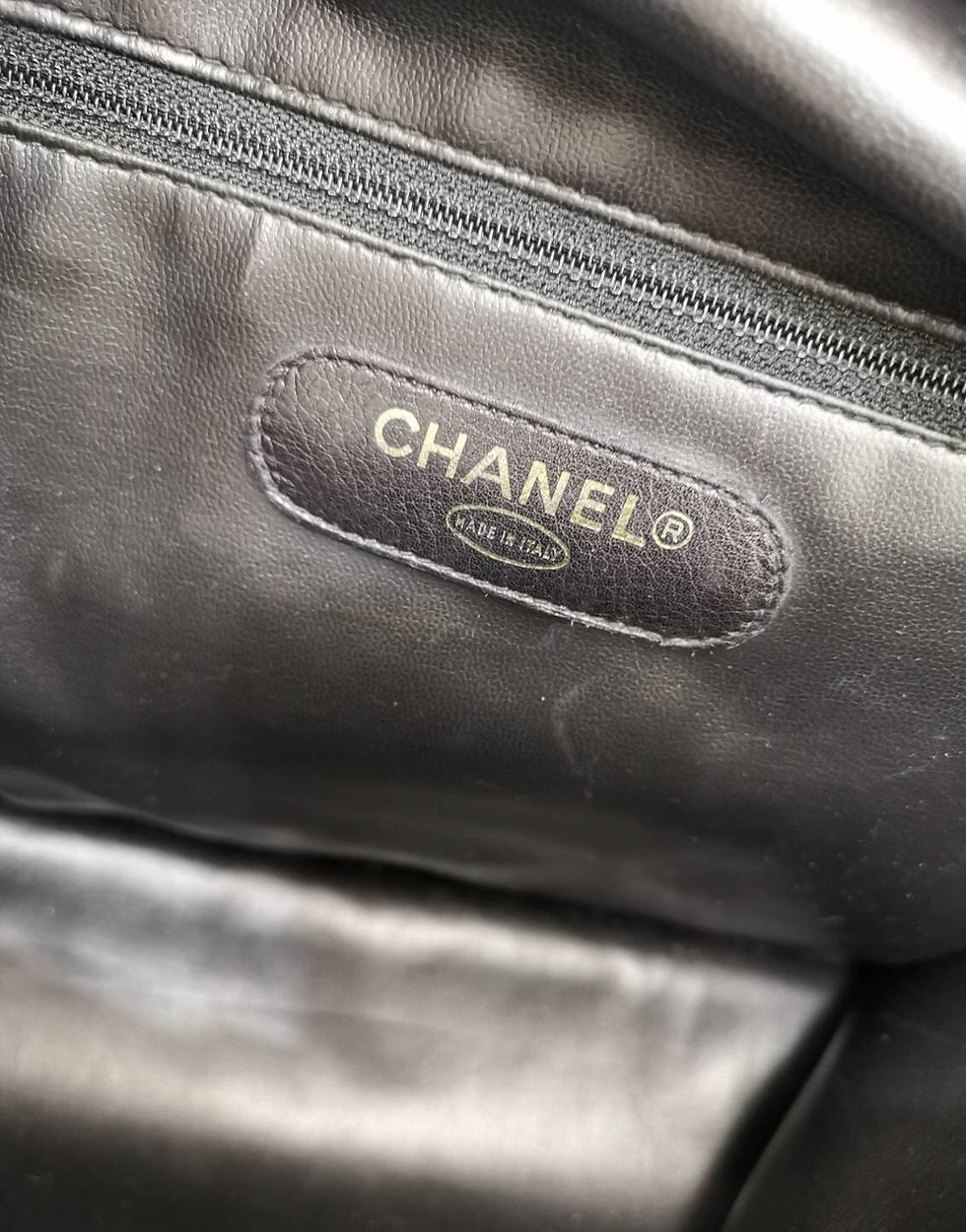 Thumbnail: CHANEL  チェーンショルダーバッグ
