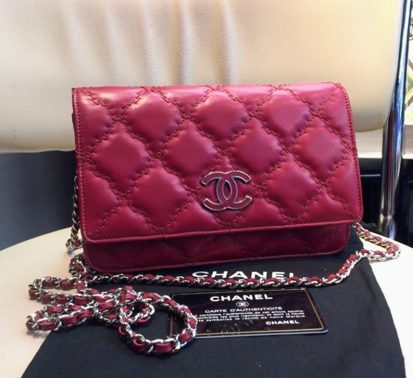 サムネイル： CHANEL　チェーンウォレット