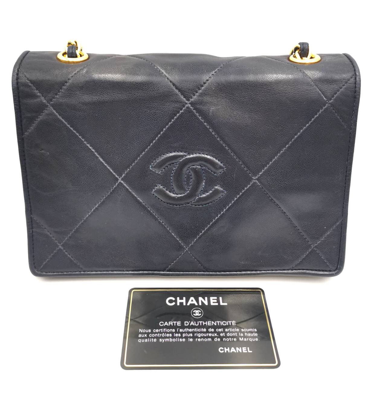 CHANEL  マトラッセ　ネイビー　チェーンショルダーバッグ