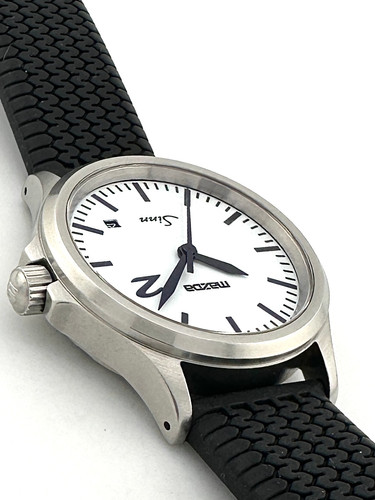 シン 限定品】Sinn ジン 656. MAZDA2 マツダ2 コラボ | WTIMES