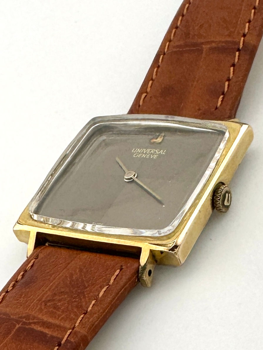 サムネイル： UNIVERSAL GENEVE 542138 スクエア