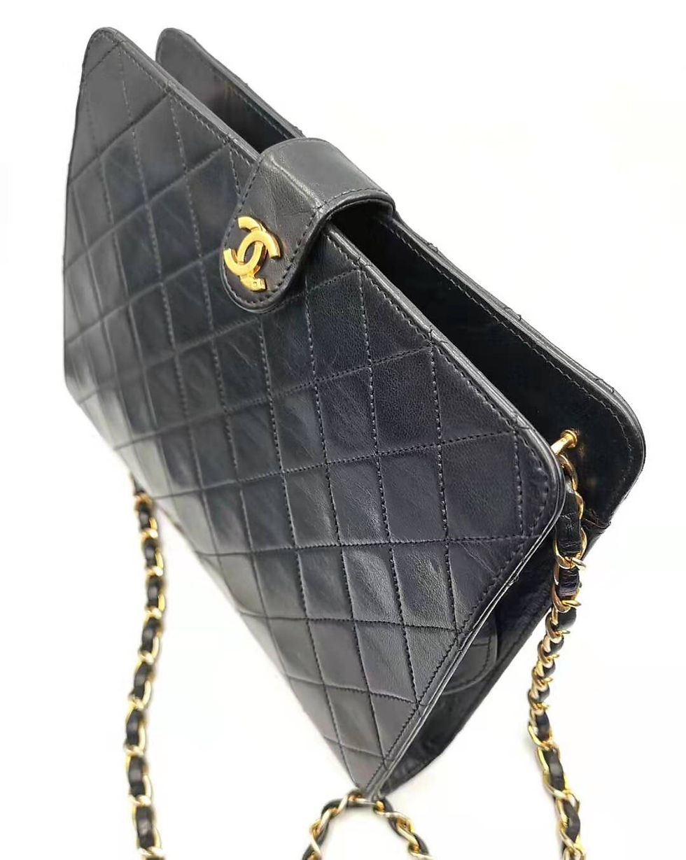 Thumbnail: CHANEL シャネル  ホックチェーンショルダー バッグ  マトラッセブラック