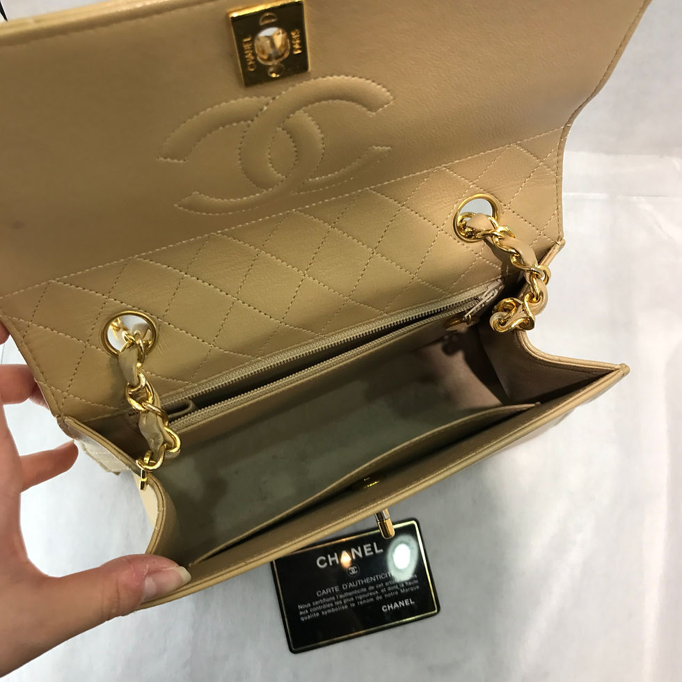Thumbnail: CHANEL　チェーンショルダーバッグ
