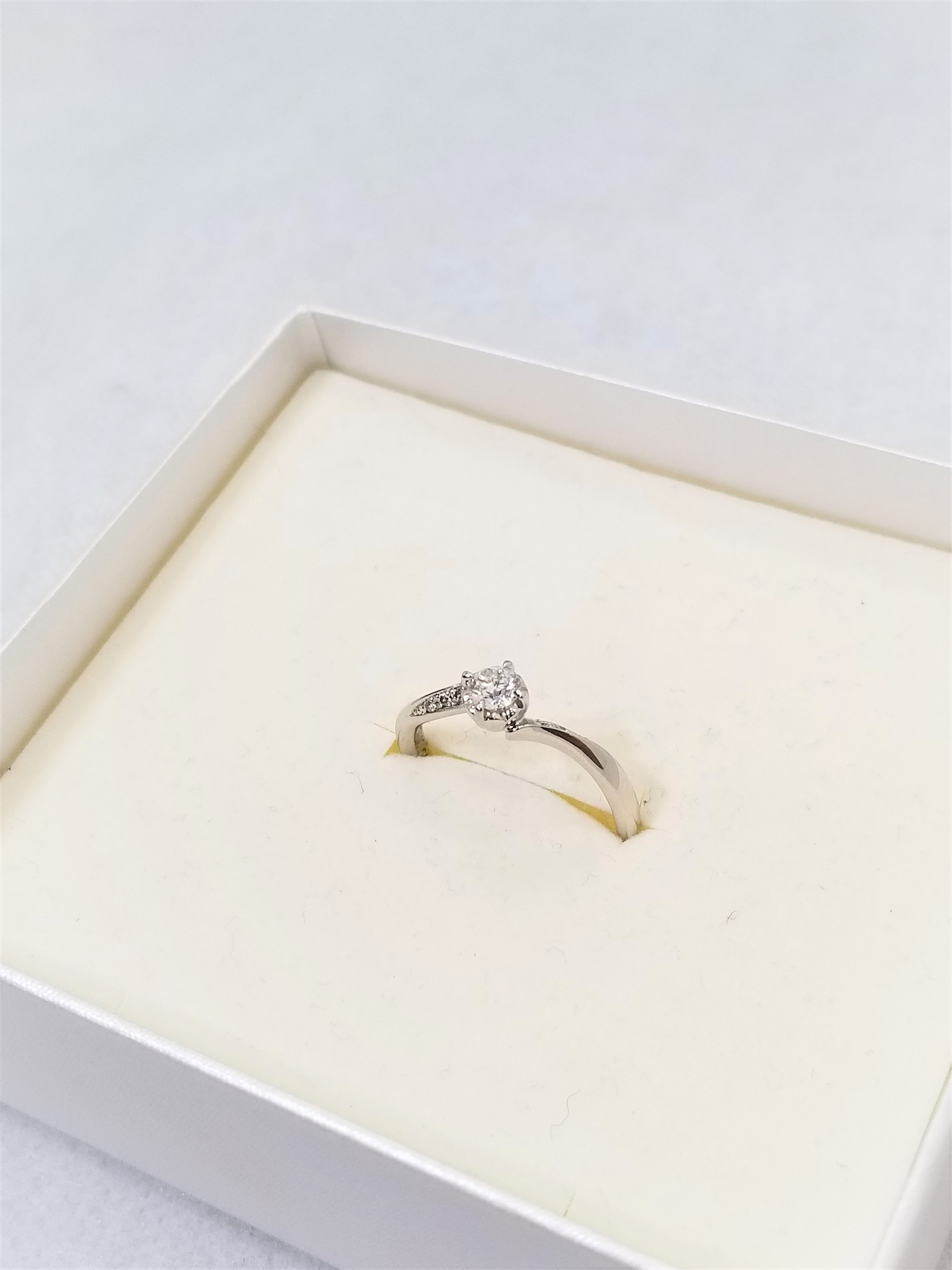 4℃ 0.214ct ダイヤリング  12号 PT950