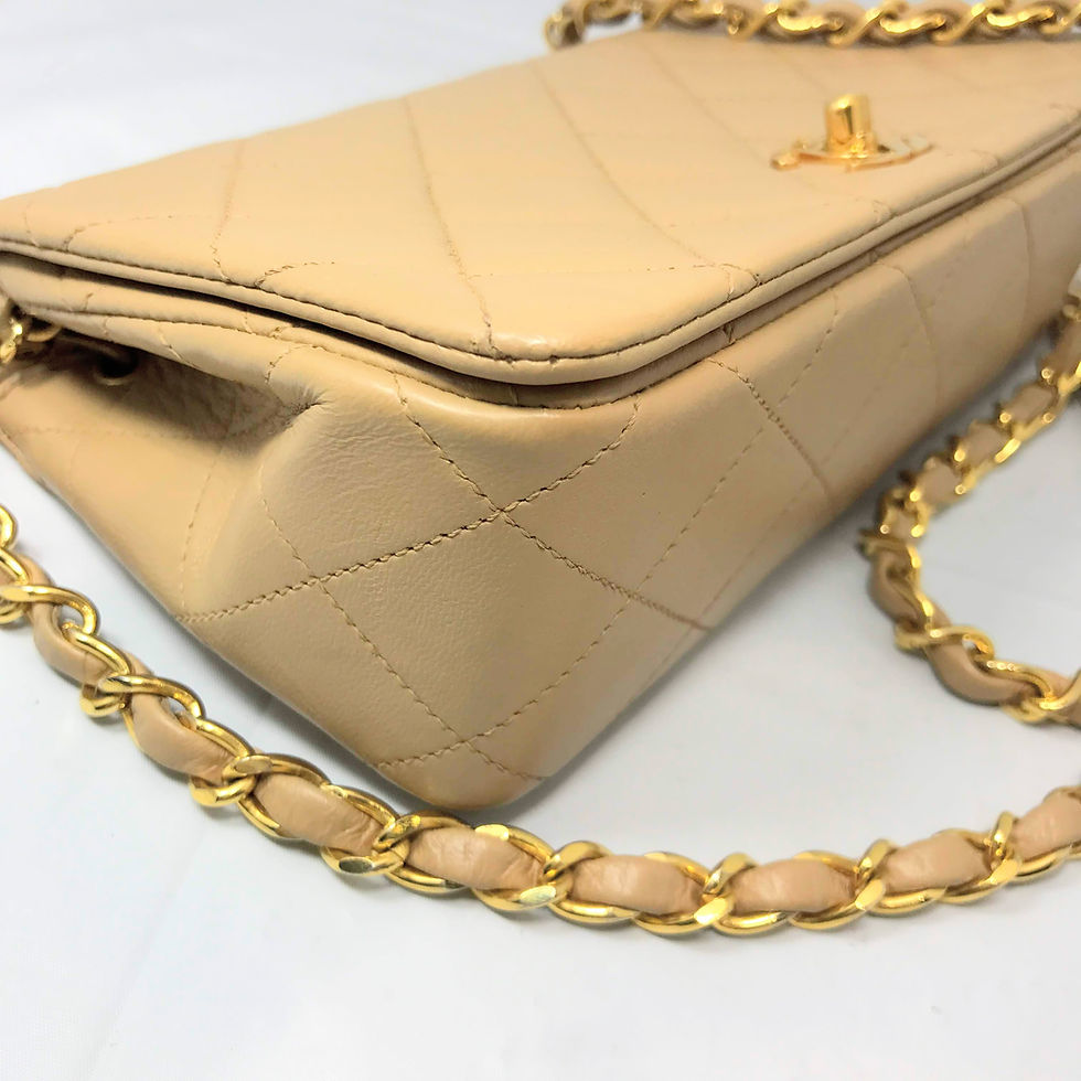Thumbnail: CHANEL	チェーンショルダーバッグ　マトラッセ　ベージュ